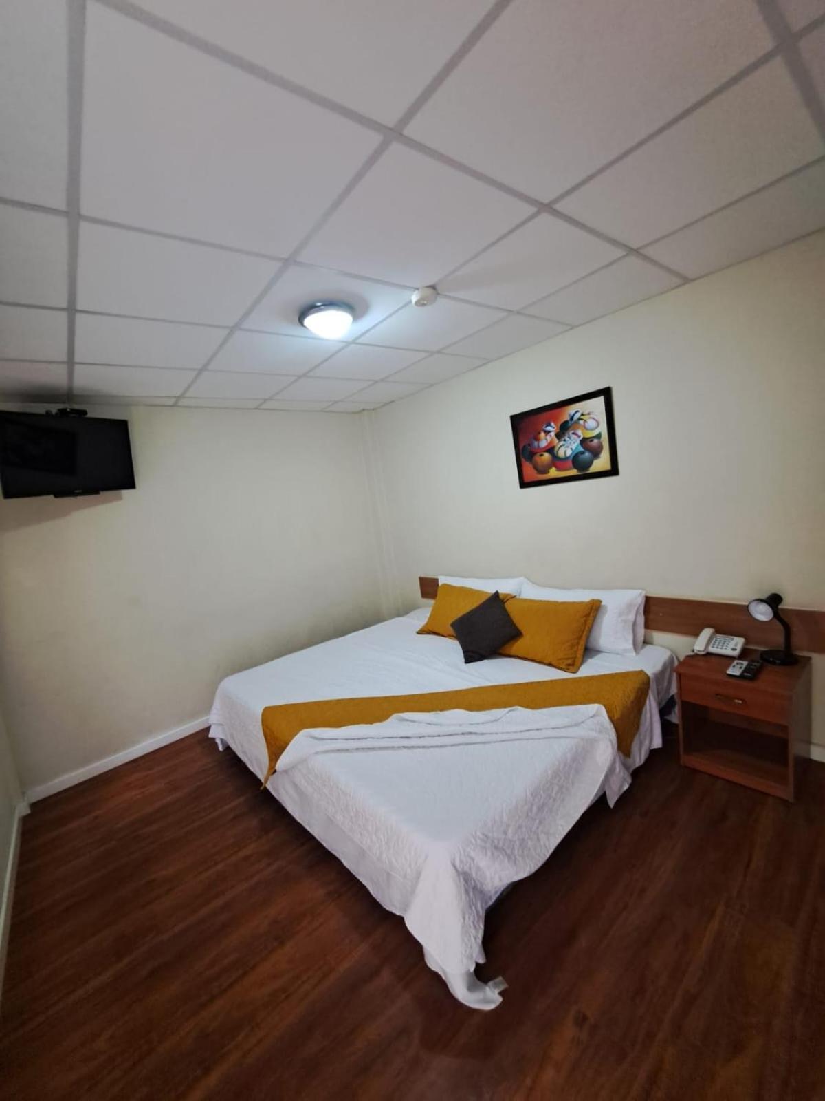 Hotel Mariscal Inn & Suite Cuenca Exterior foto